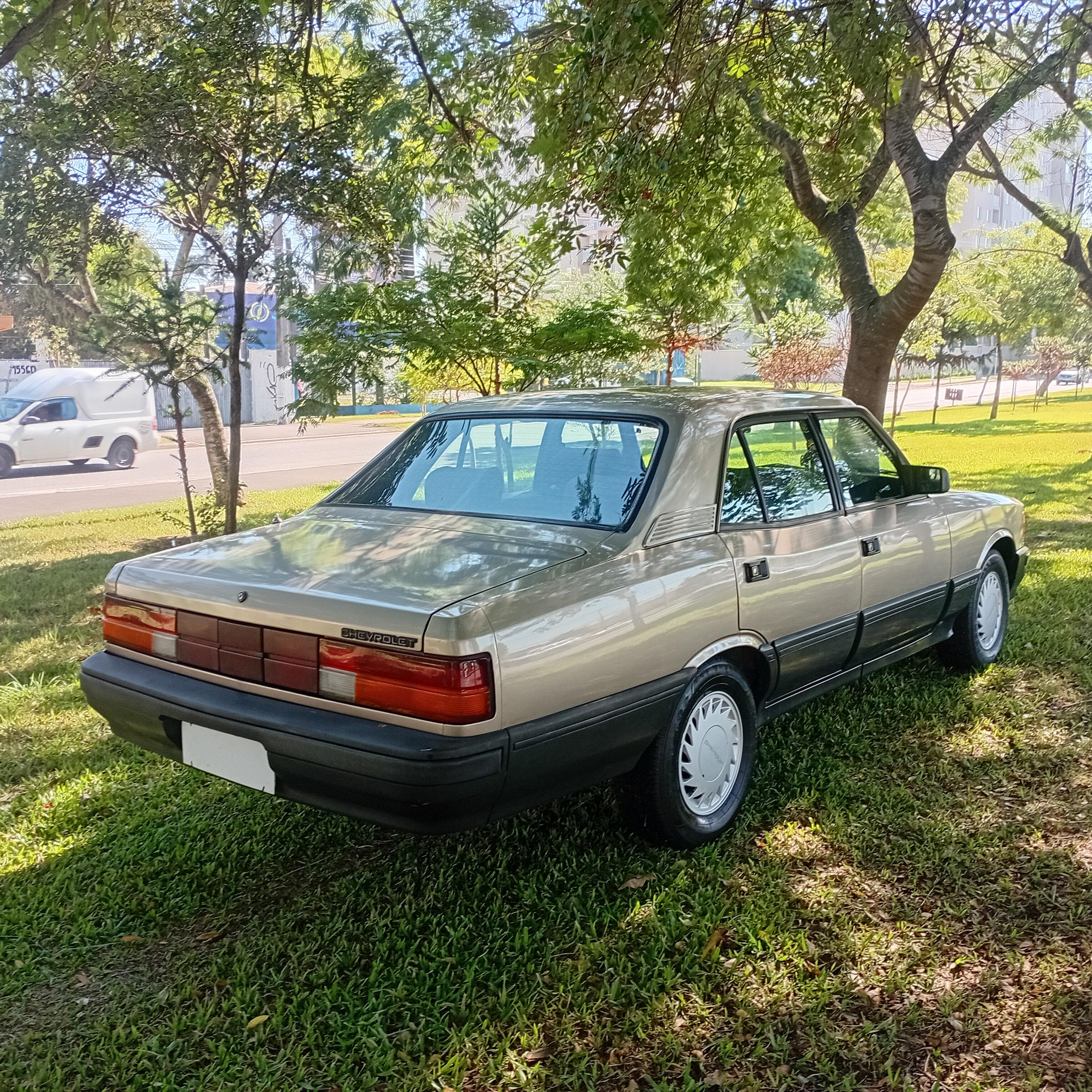 CHEVROLET thumb 3